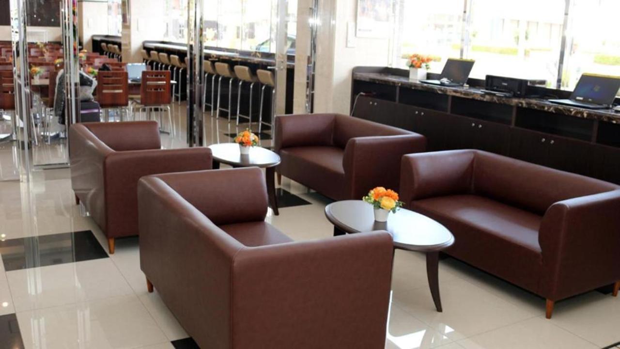 Toyoko Inn Gumma Isesaki Ekimae Kültér fotó