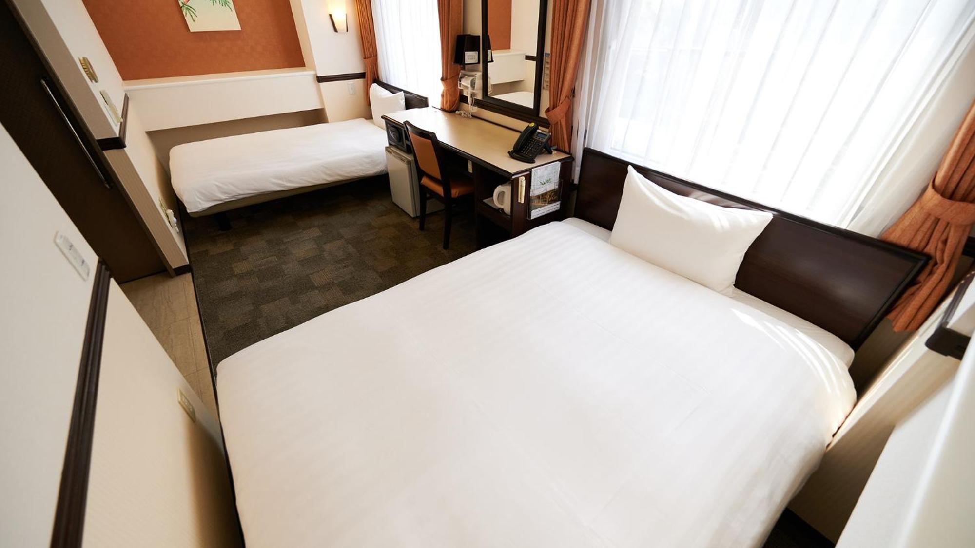 Toyoko Inn Gumma Isesaki Ekimae Szoba fotó