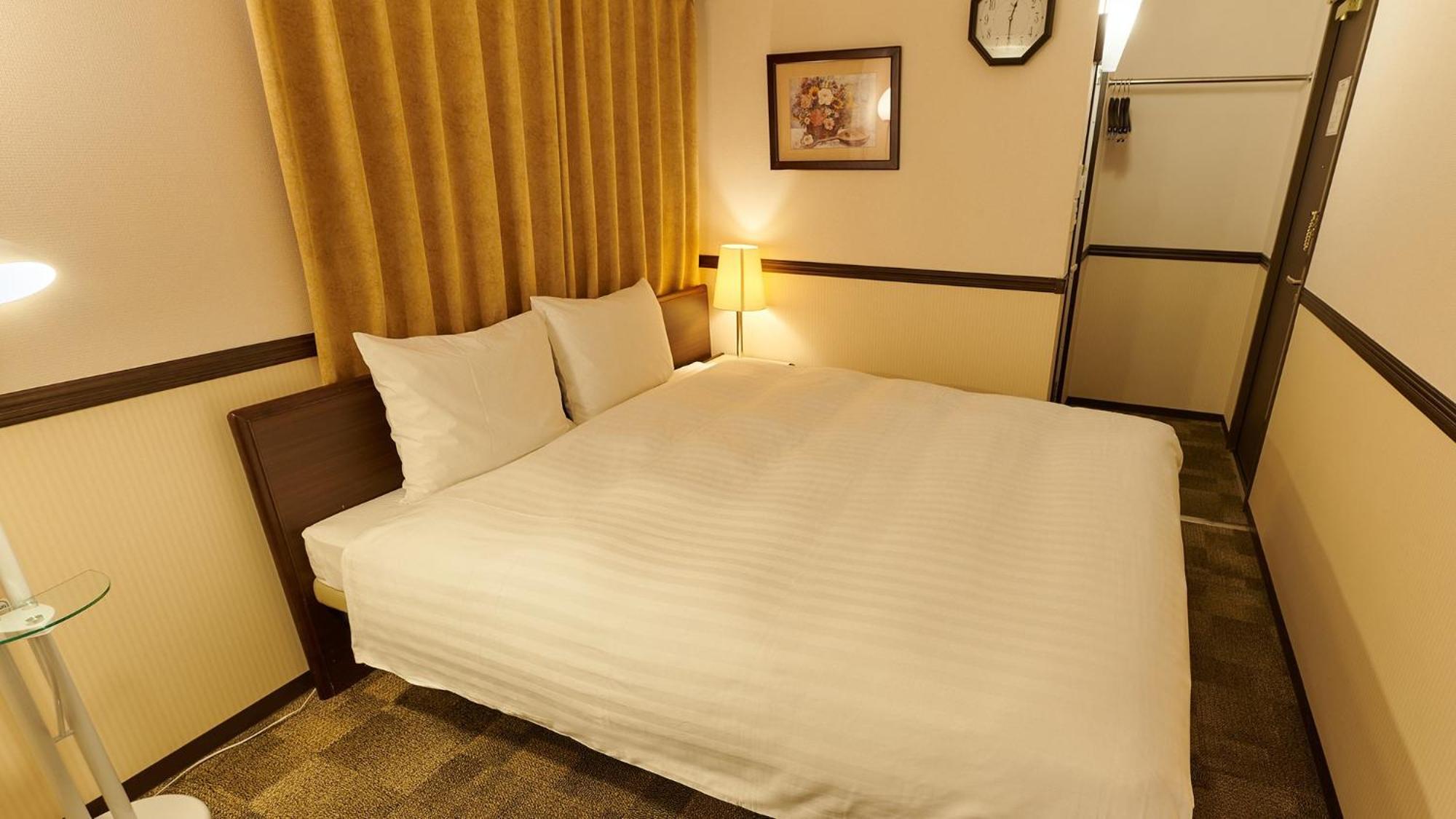 Toyoko Inn Gumma Isesaki Ekimae Szoba fotó